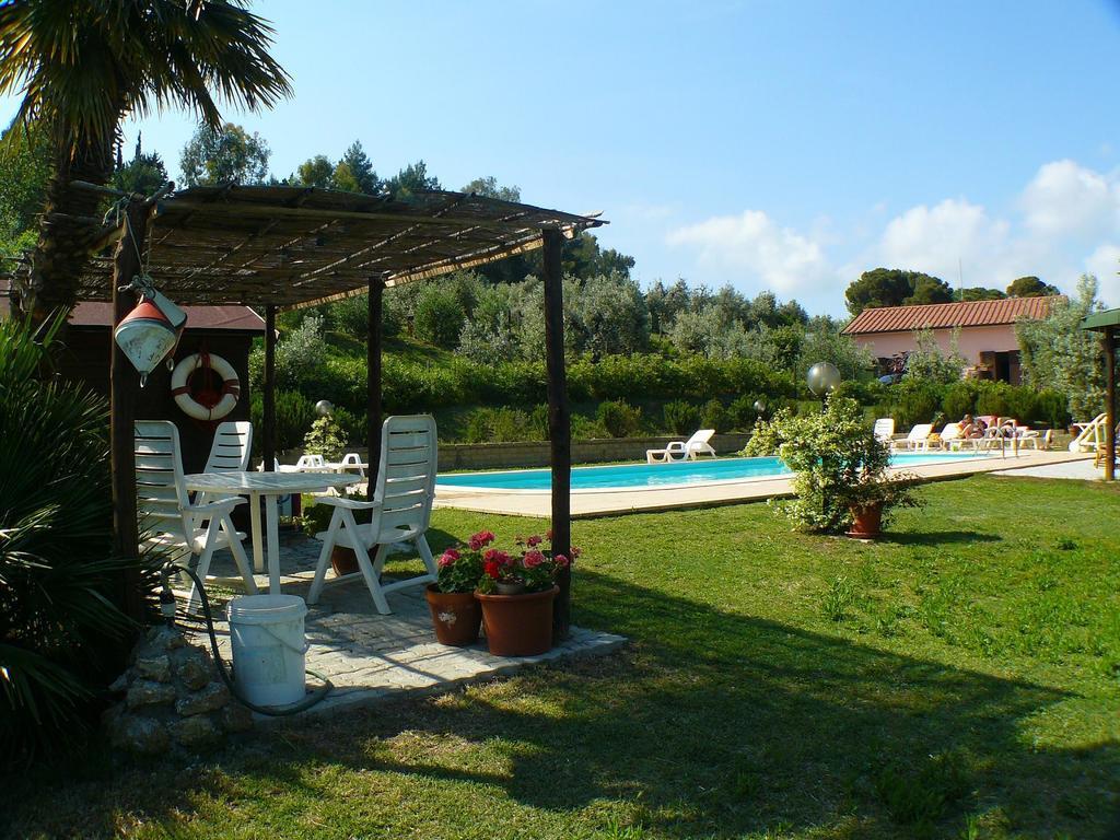 Agriturismo De Santis Кастильончелло Экстерьер фото